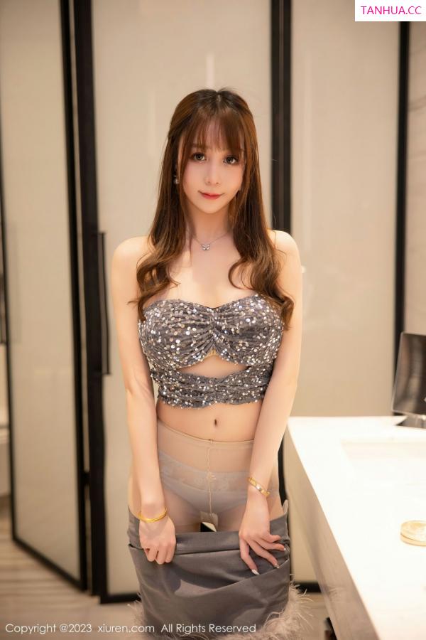 水水er  [XiuRen]高清写真图 2023.01.29 No.6184 水水er 丝袜美腿第17张图片
